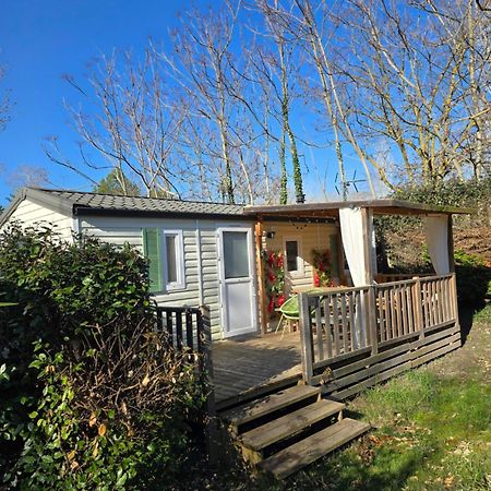 Camping Domaine Des Iscles 라 로크 당 테롱 외부 사진