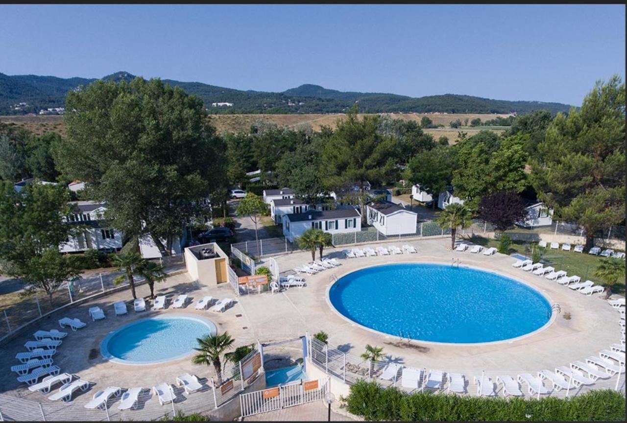 Camping Domaine Des Iscles 라 로크 당 테롱 외부 사진